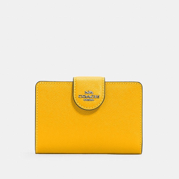 Coach Leather Corner Zip Wallet